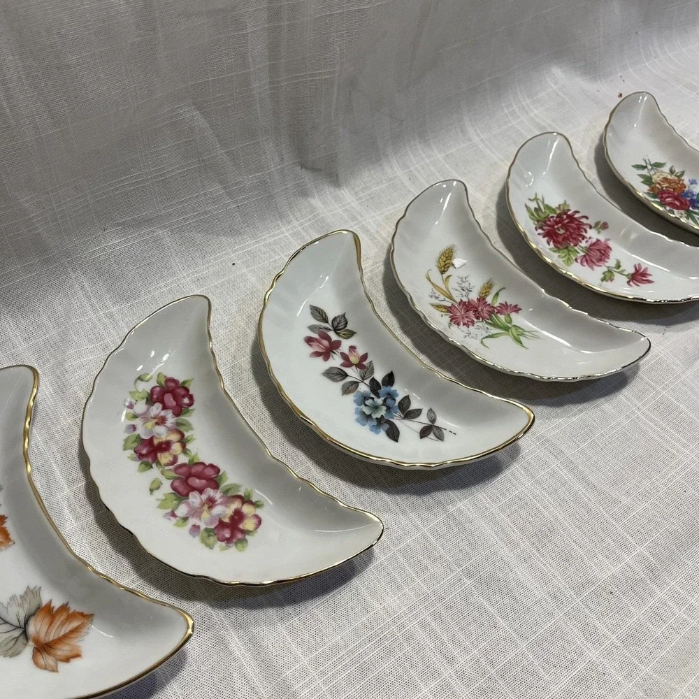 VTG Chadwick Crescent Bone Dish With Floral Design, Gold Trim. Set Of 6